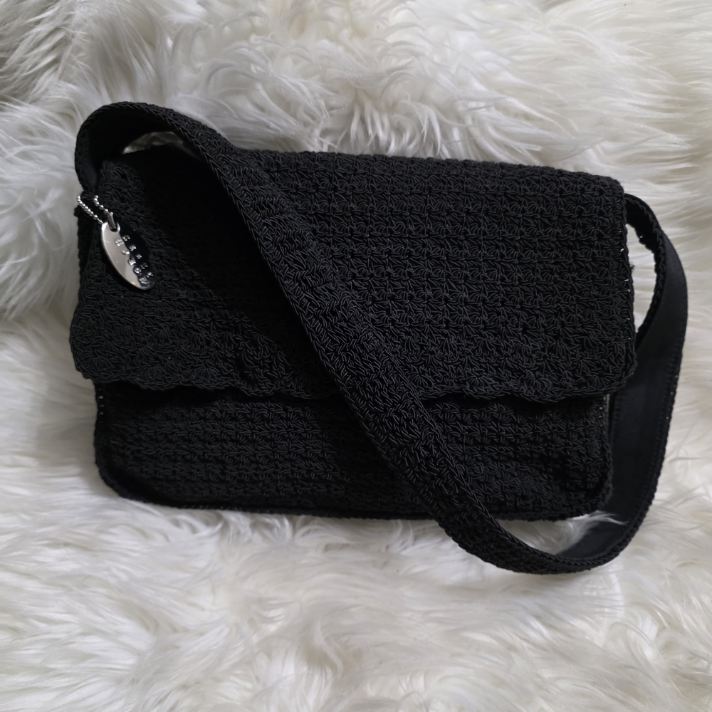 Chic Black Women's Shoulder Bag
